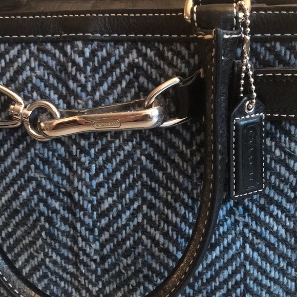 Coach Pocket Book - Picture 2 of 8